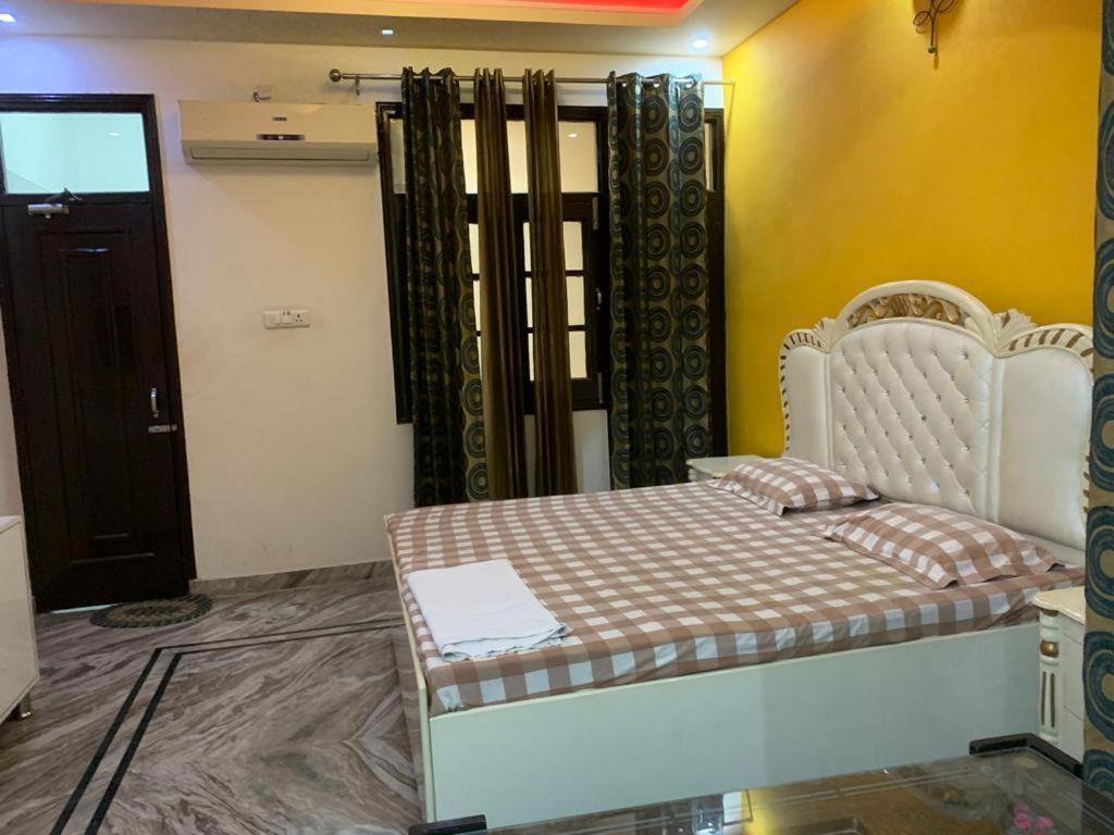 $4 Home Stay Amritsar Exteriör bild