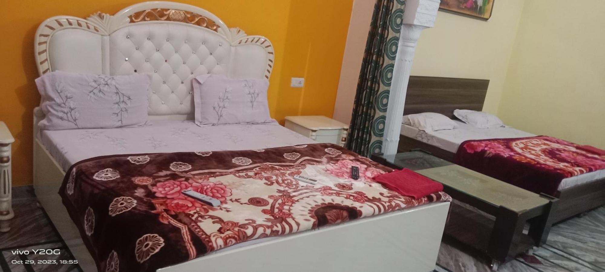 $4 Home Stay Amritsar Exteriör bild