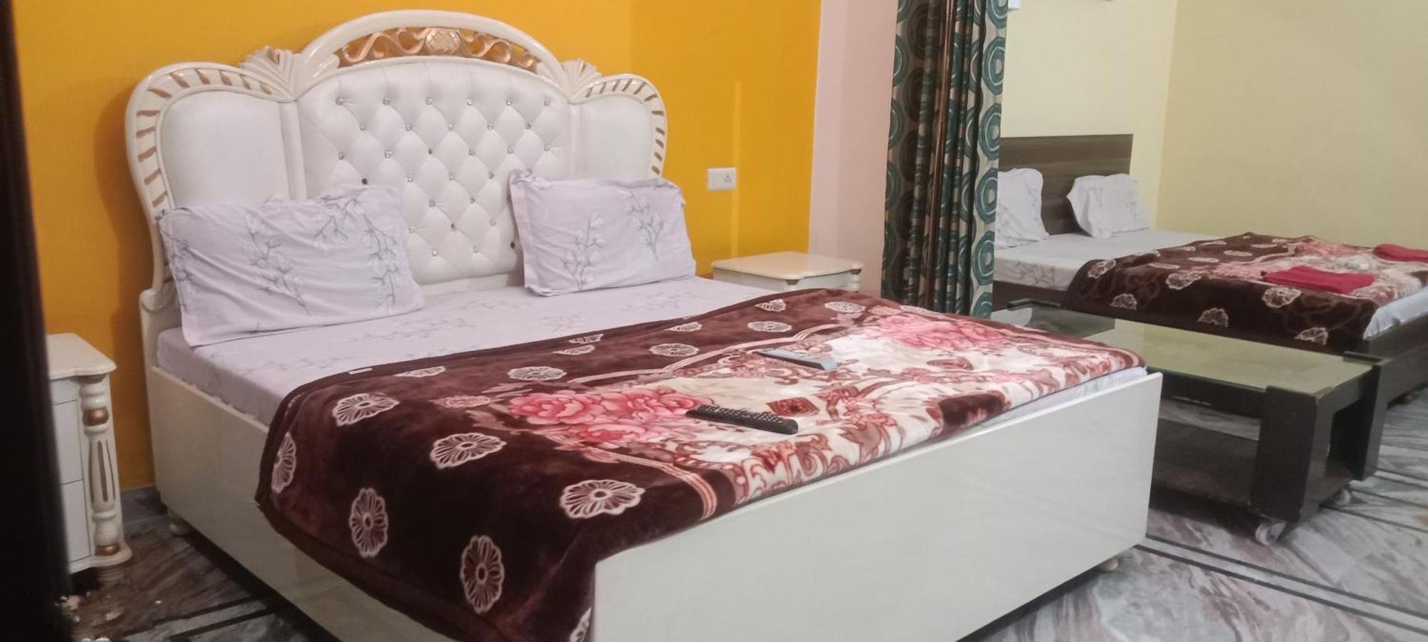 $4 Home Stay Amritsar Exteriör bild