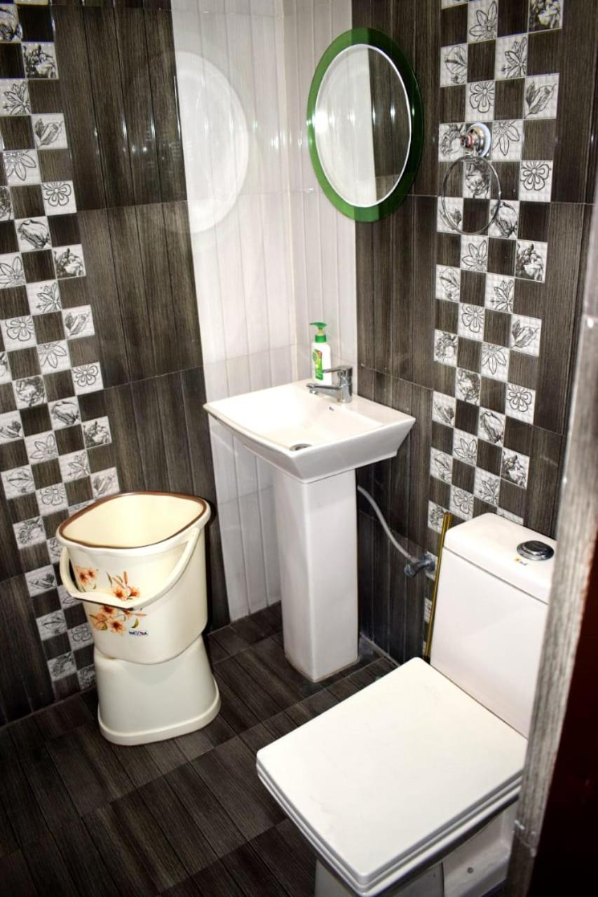 $4 Home Stay Amritsar Exteriör bild
