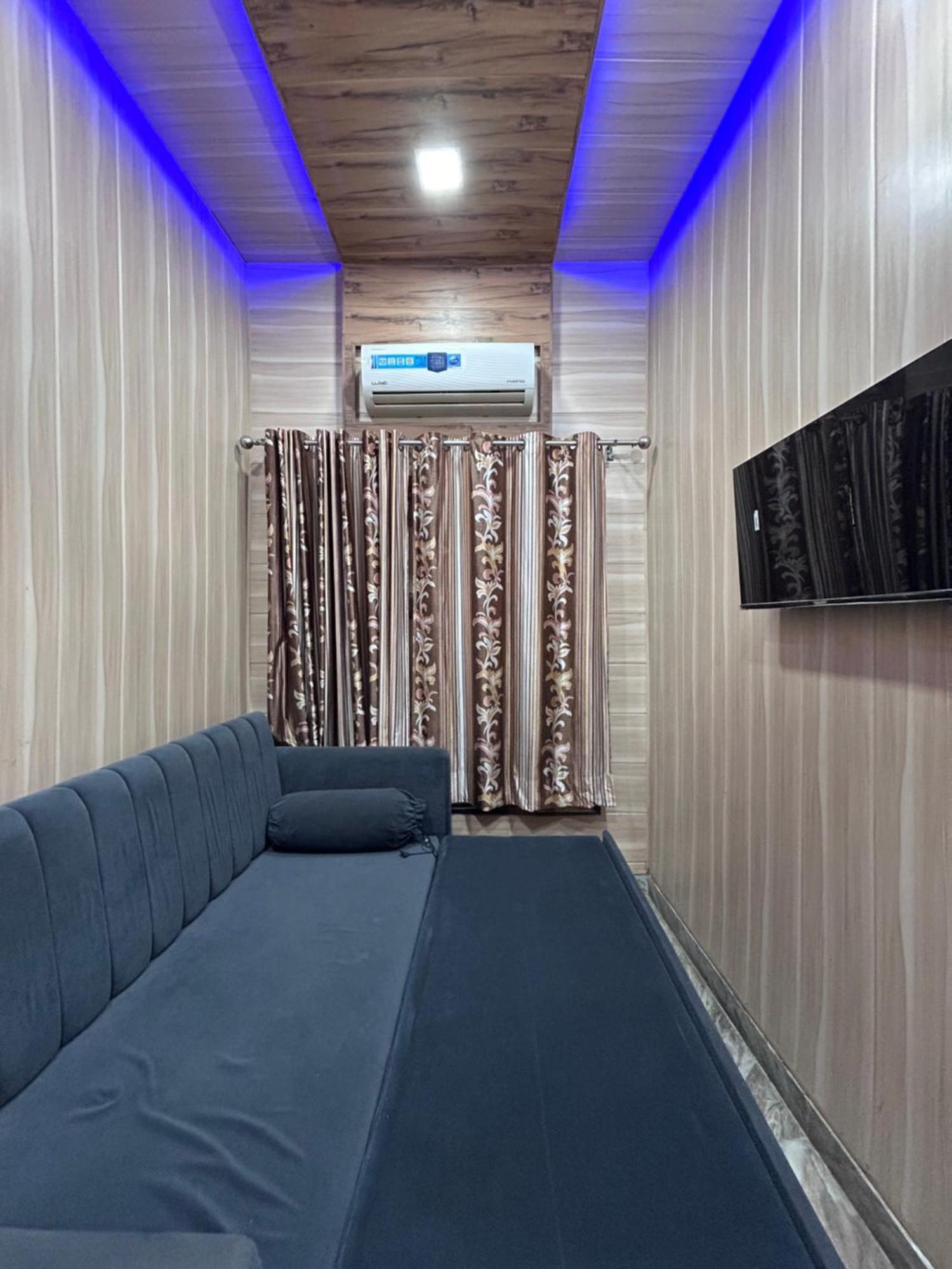 $4 Home Stay Amritsar Exteriör bild